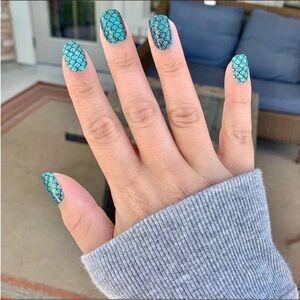 *Retired* Color Street: Mermaid Brigade | Turquoise Scales Glitter Summer Water